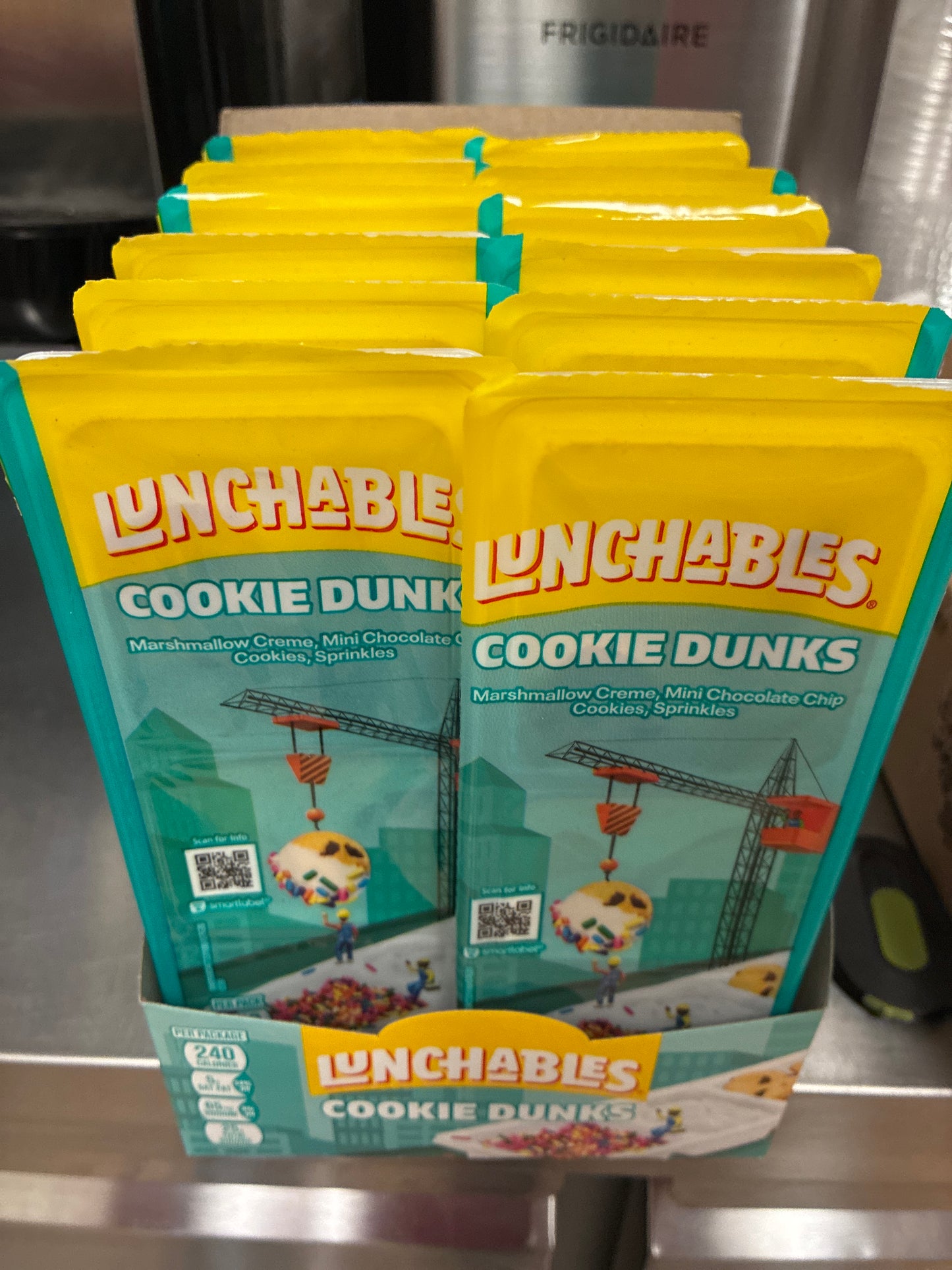 Lunchables cookie dunks