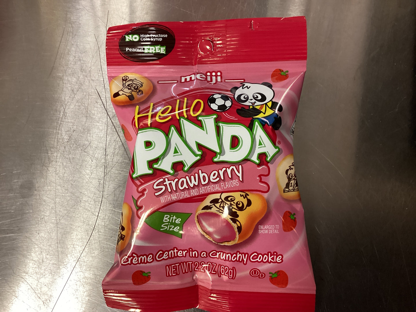 Meiji Hello Panda Strawberry 62g