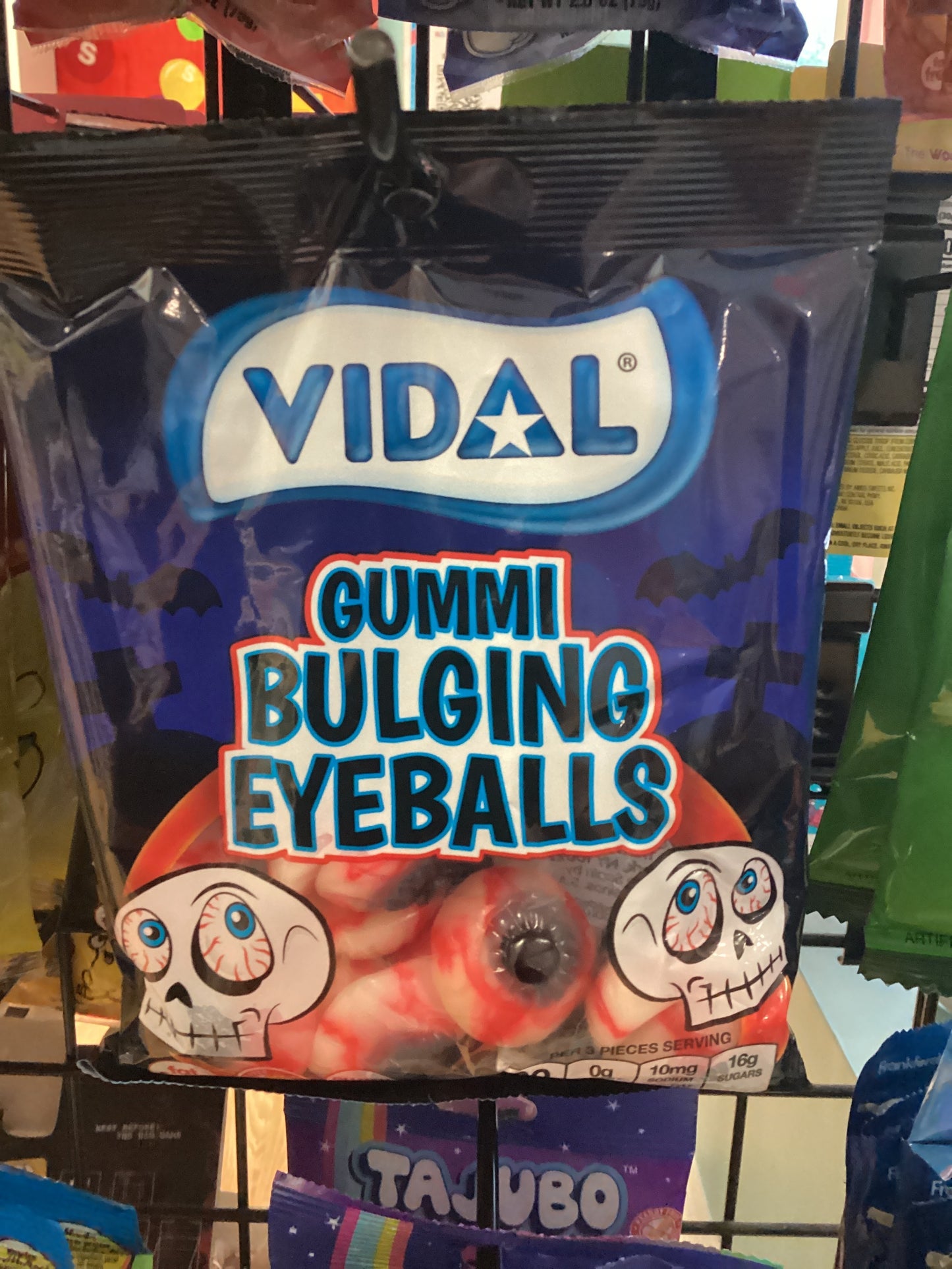 Gummi bulging eyeballs