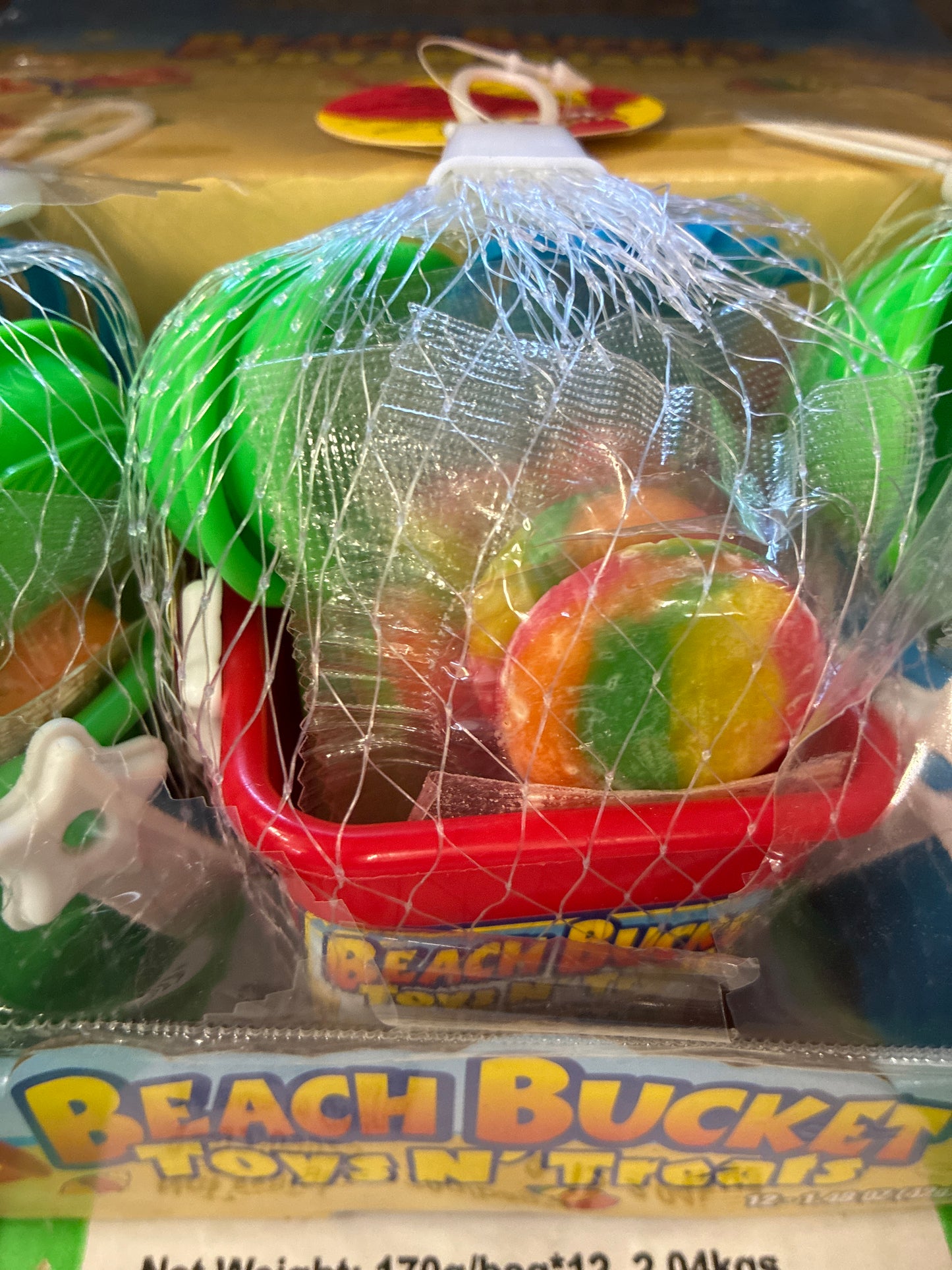 Beach bucket toys n treat