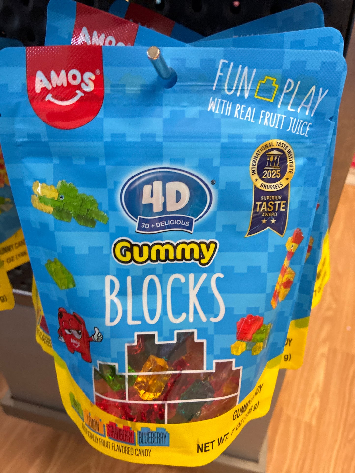 4D gummy blocks
