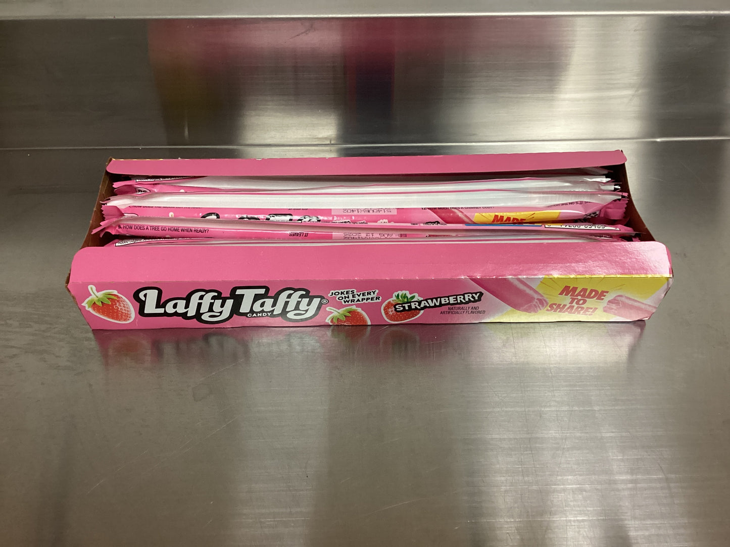 Laffy Taffy Candy Strawberry 23g