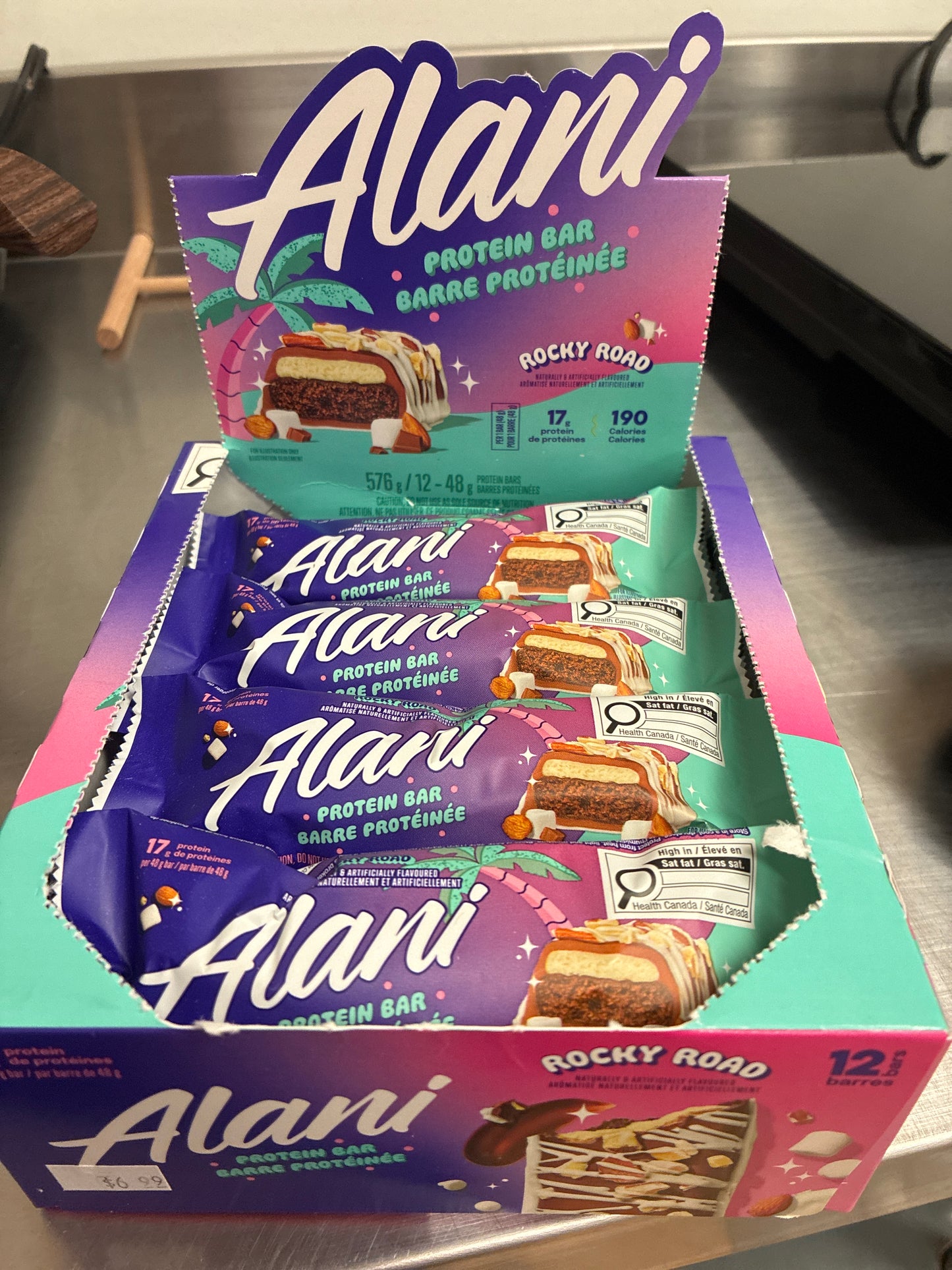 Alani protein bar
