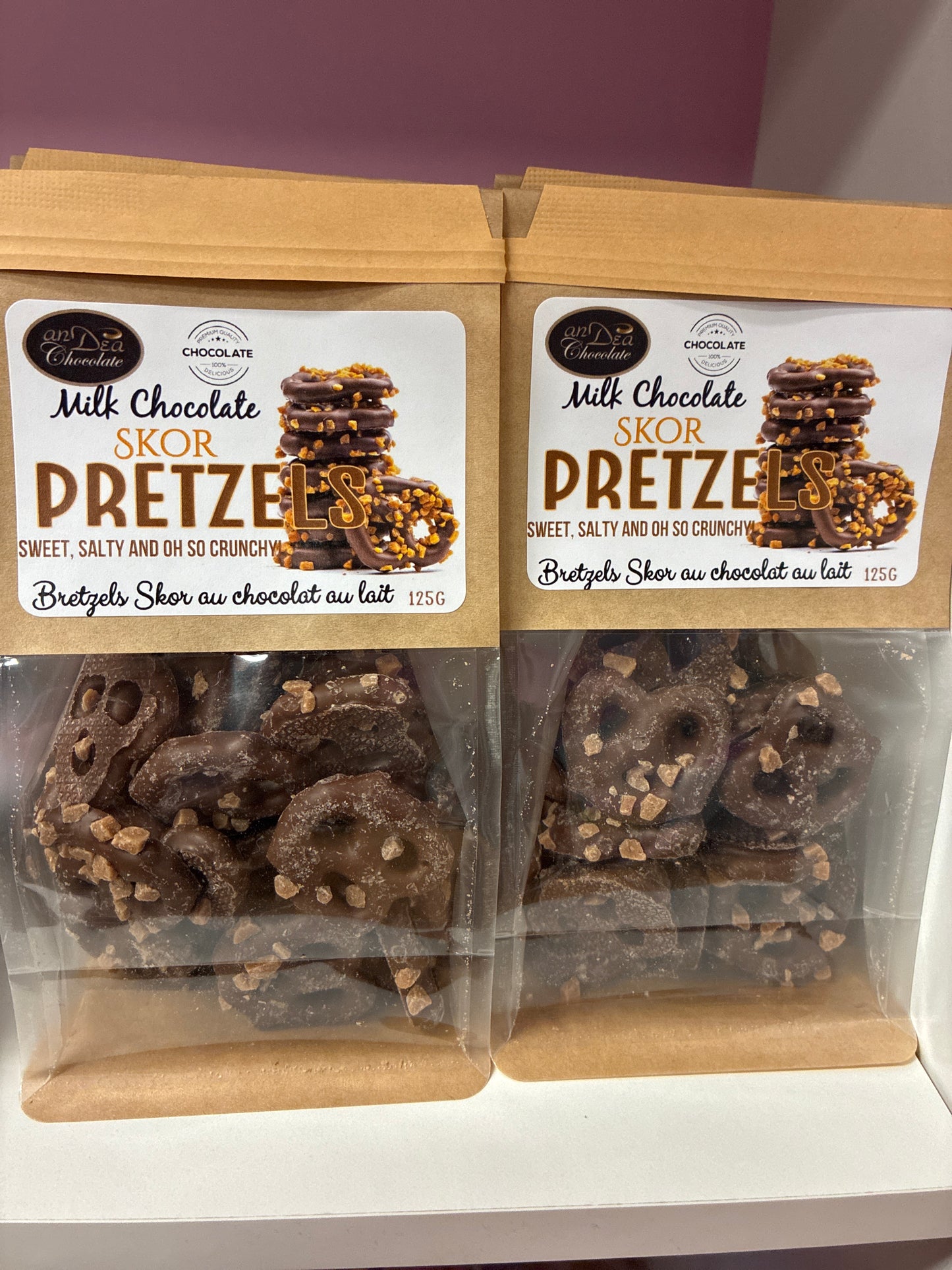 Milk chocolate pretzels