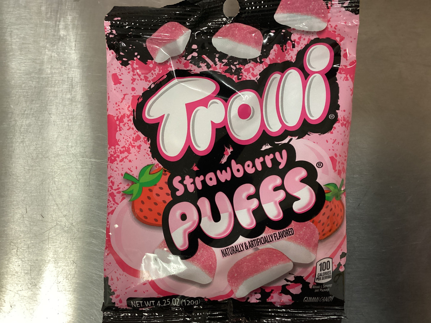 Trolli Strawberry Puffs 120g