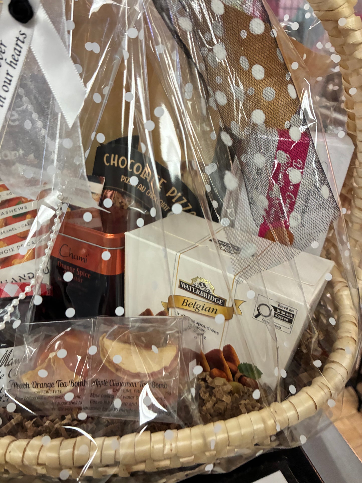 Comfort & Care Nourishment Basket